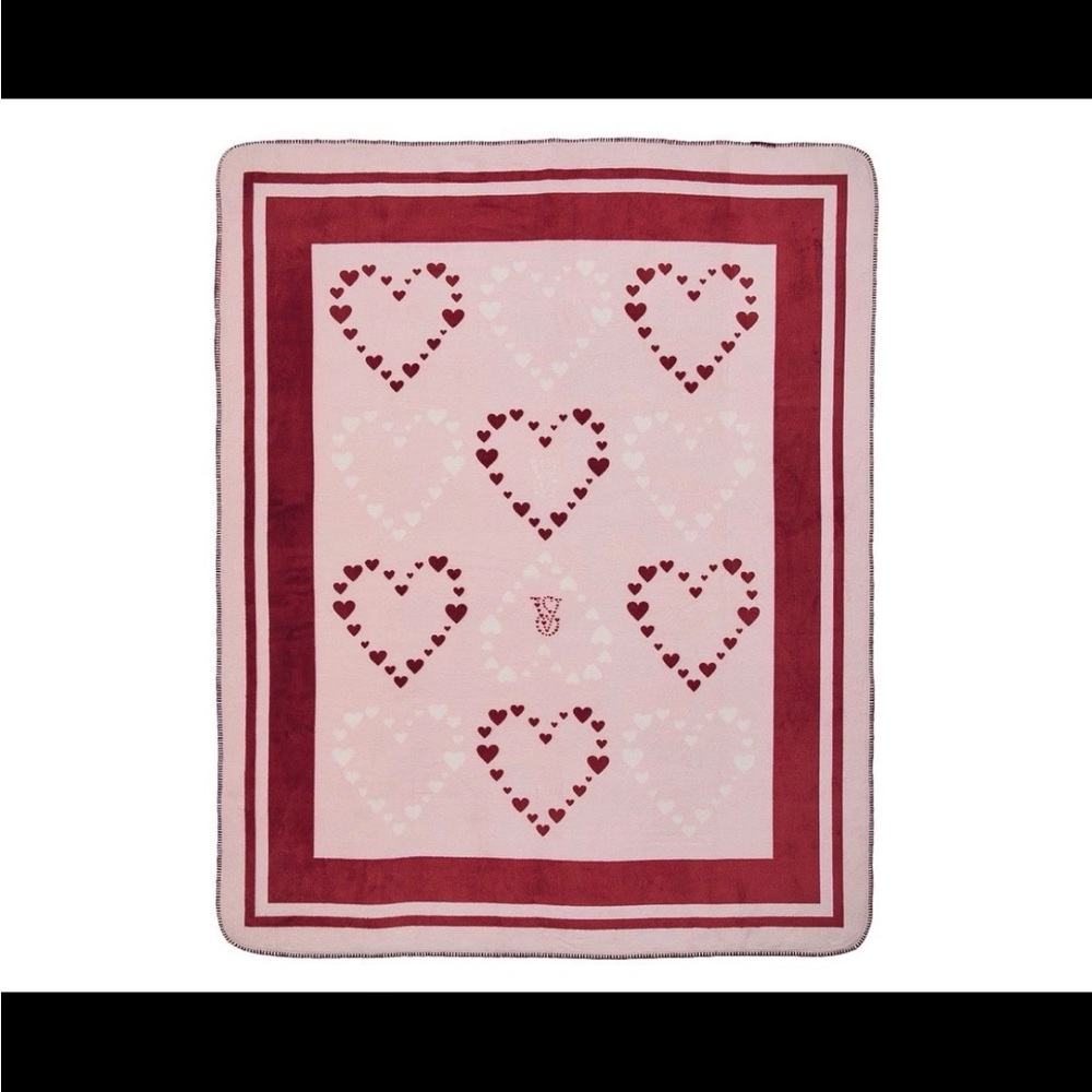 New Victoria secret fleece blanket with hearts